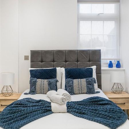 Welcoming And Spacious Apartment- Excellent Location Londres Extérieur photo