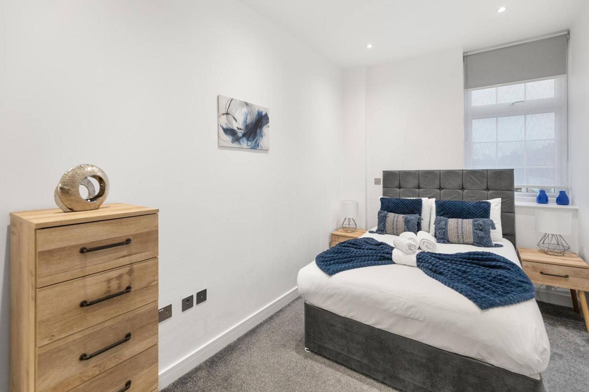 Welcoming And Spacious Apartment- Excellent Location Londres Extérieur photo